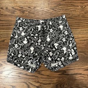 Alice in Wonderland filigree shorts
